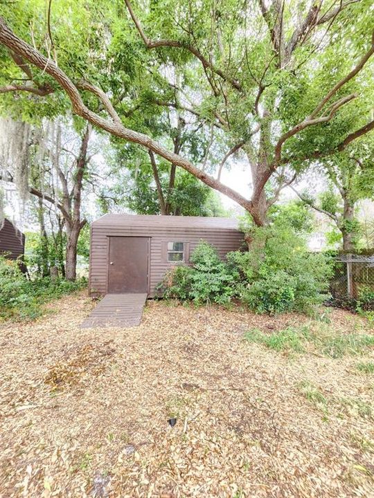 Recently Sold: $174,900 (3 beds, 2 baths, 1046 Square Feet)