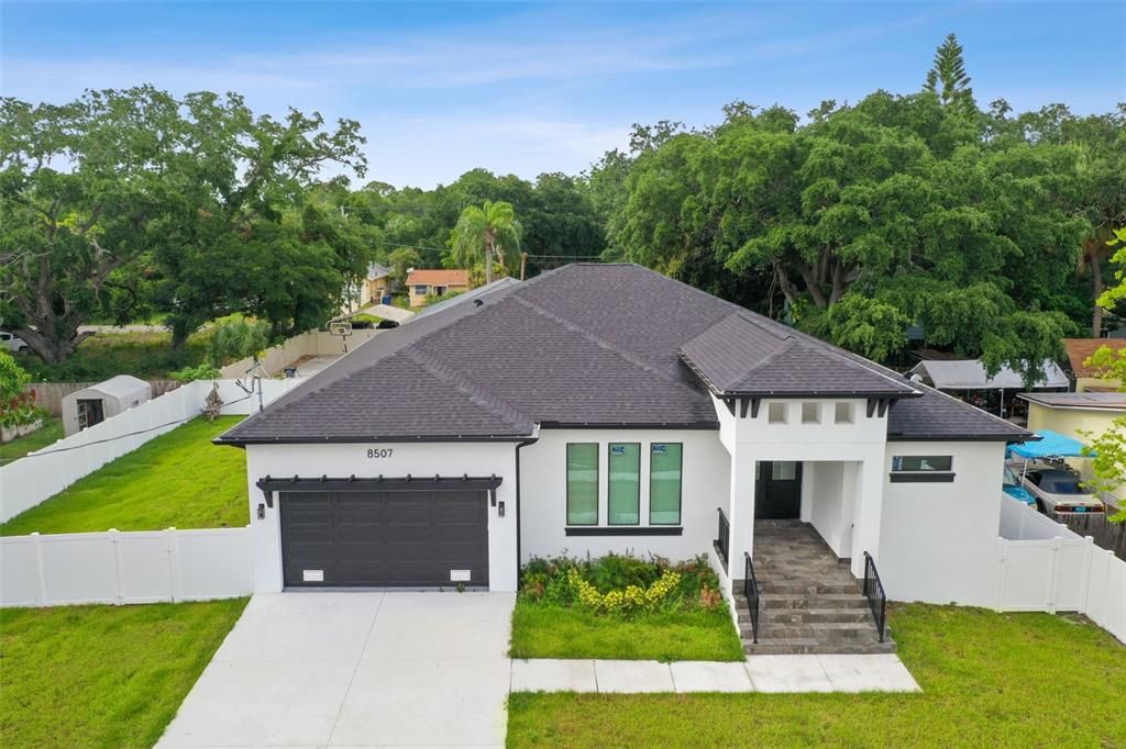 Recently Sold: $680,000 (4 beds, 3 baths, 2450 Square Feet)