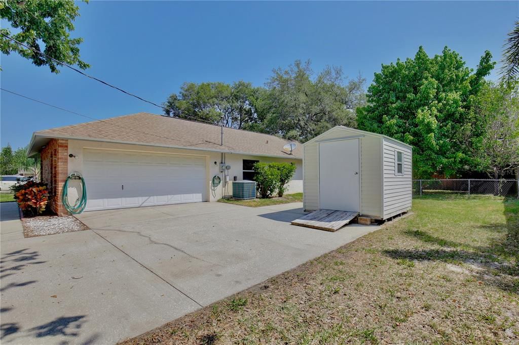 For Sale: $370,000 (3 beds, 2 baths, 1482 Square Feet)