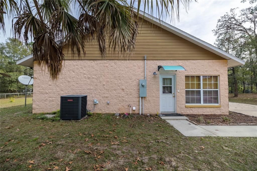 For Sale: $429,900 (3 beds, 2 baths, 2244 Square Feet)