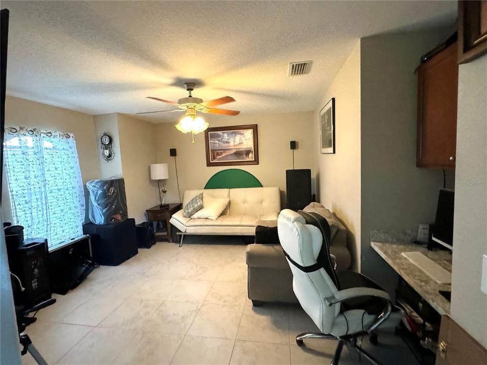 For Sale: $485,500 (3 beds, 2 baths, 1648 Square Feet)