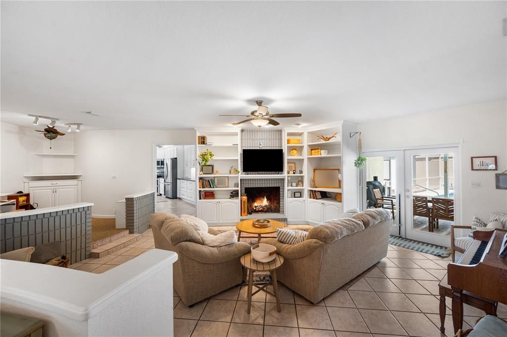 Active With Contract: $499,000 (3 beds, 2 baths, 2399 Square Feet)