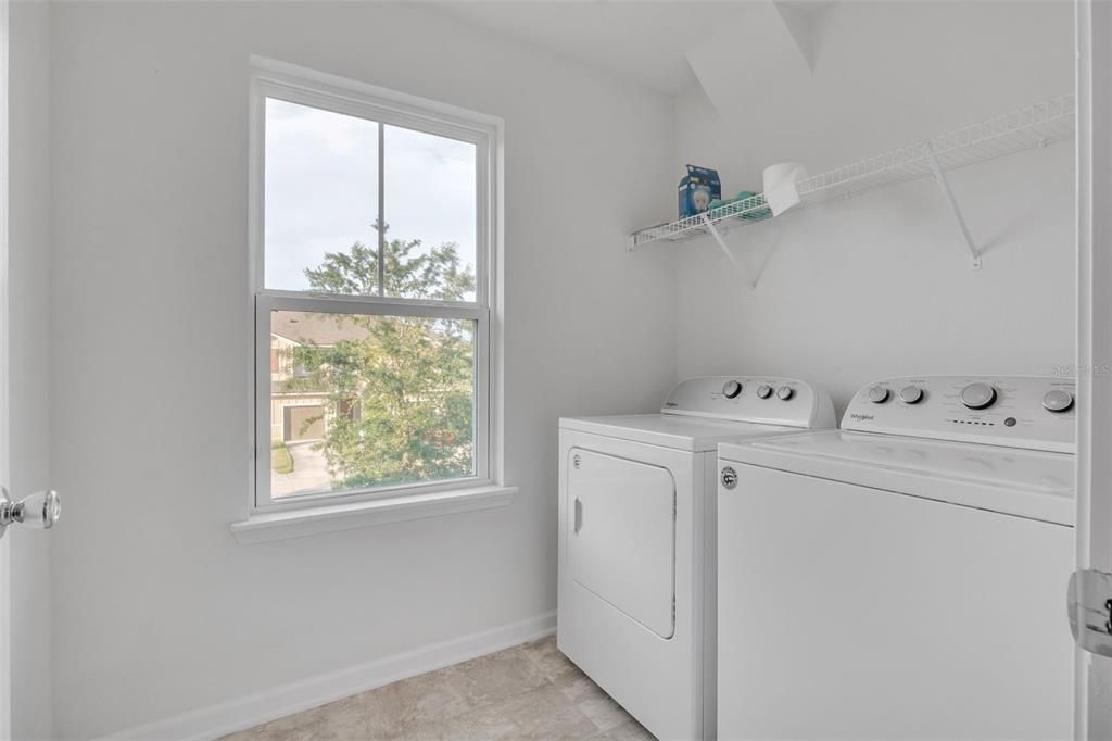 Recently Sold: $234,000 (2 beds, 2 baths, 1636 Square Feet)