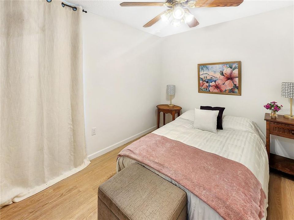 For Sale: $340,000 (3 beds, 2 baths, 1348 Square Feet)