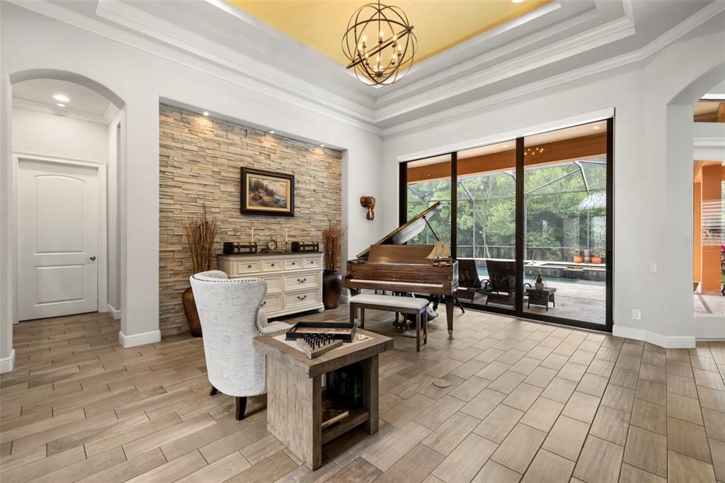For Sale: $1,950,000 (5 beds, 5 baths, 5124 Square Feet)