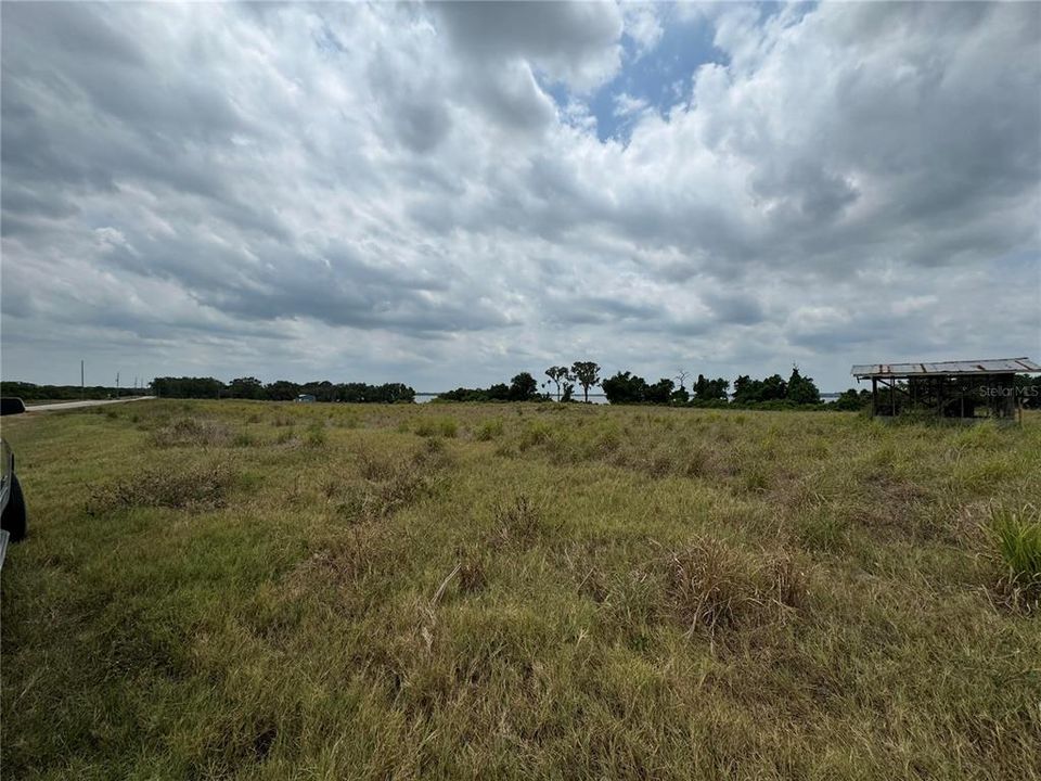 For Sale: $1,950,000 (11.00 acres)