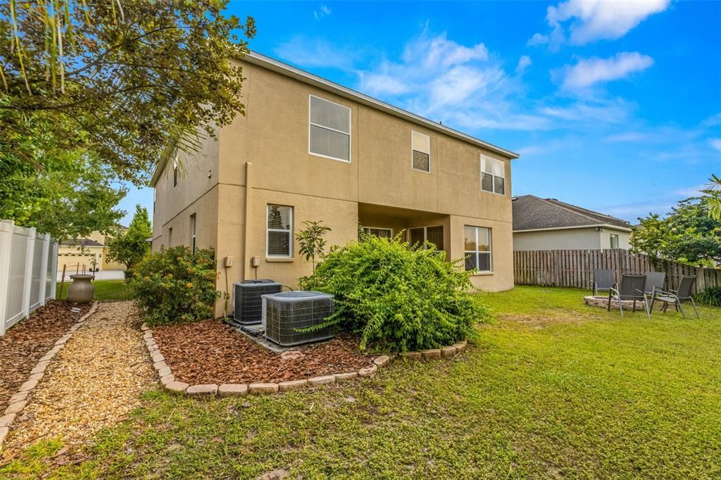 Active With Contract: $515,000 (5 beds, 3 baths, 3406 Square Feet)