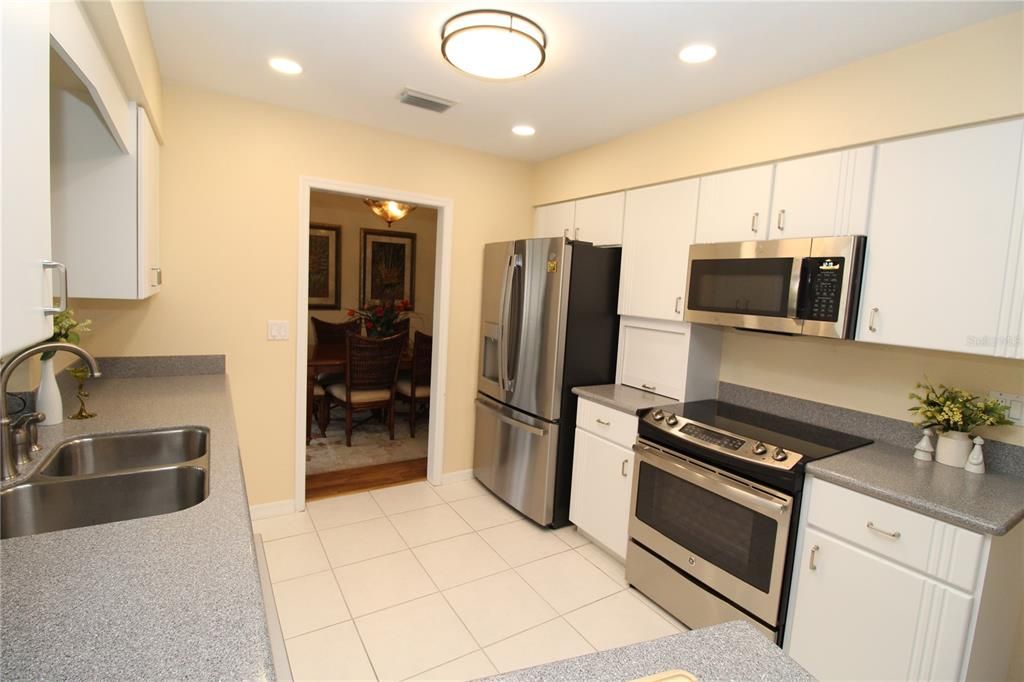 Kitchen includes all appliances....