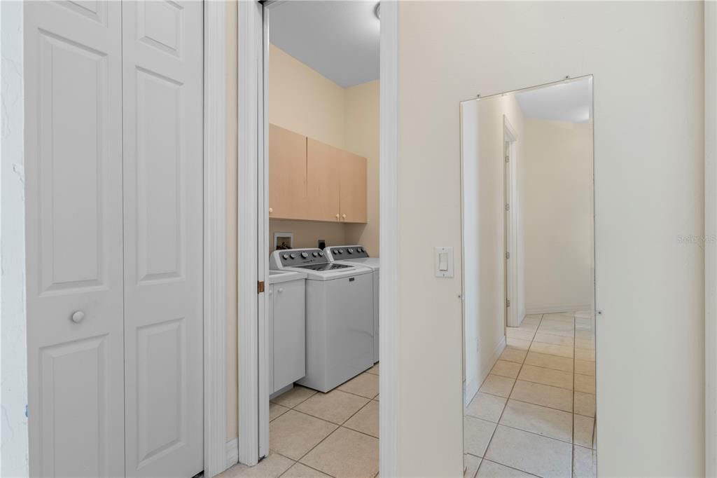 For Sale: $319,500 (3 beds, 2 baths, 1617 Square Feet)