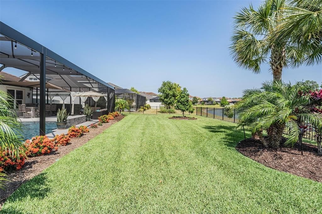 Fully fenced back yard - lots of space for kids or pup to run around