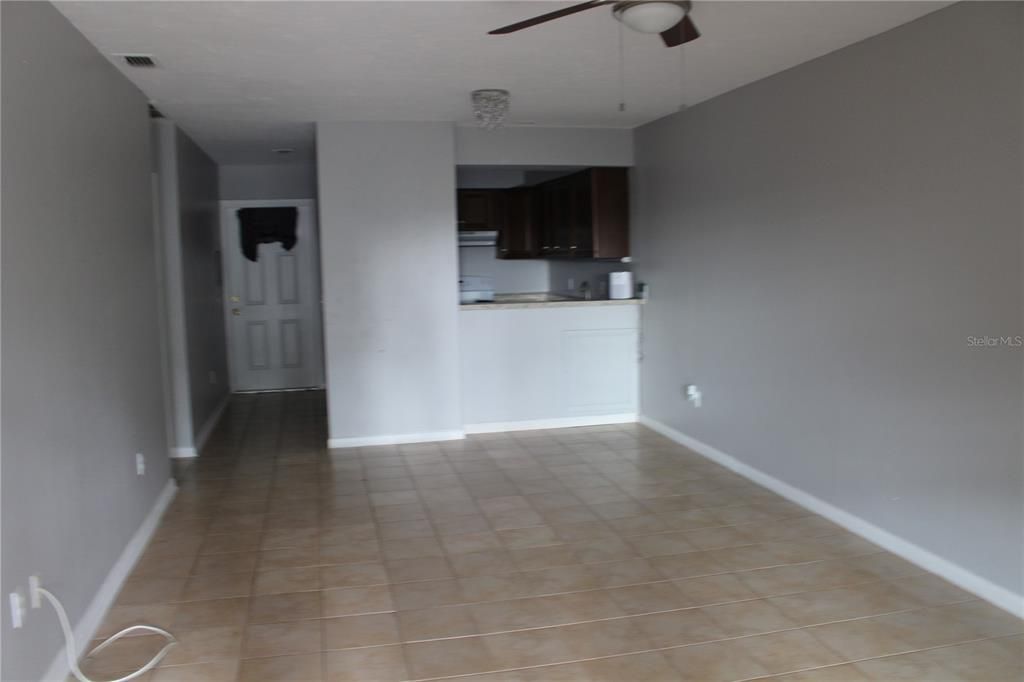 Recently Rented: $900 (2 beds, 1 baths, 804 Square Feet)