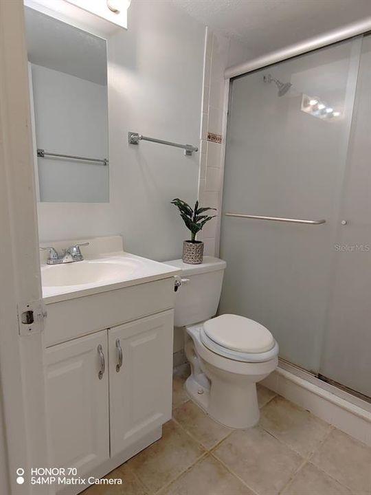 For Rent: $1,350 (1 beds, 1 baths, 586 Square Feet)
