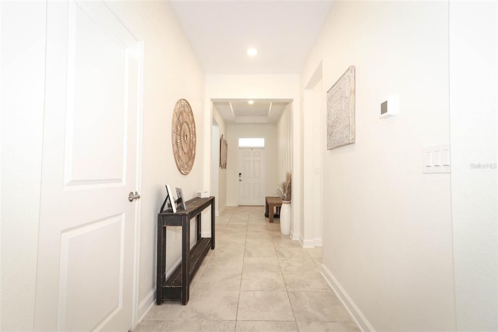 Active With Contract: $399,900 (3 beds, 2 baths, 1747 Square Feet)