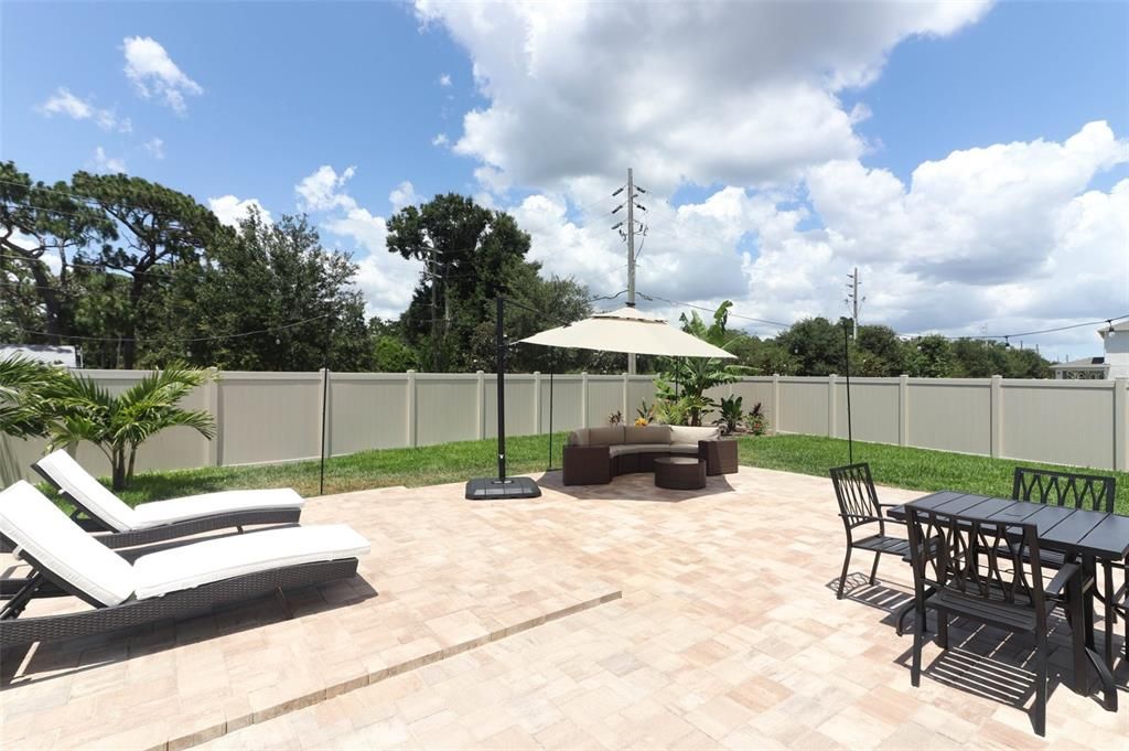 For Sale: $399,900 (3 beds, 2 baths, 1747 Square Feet)