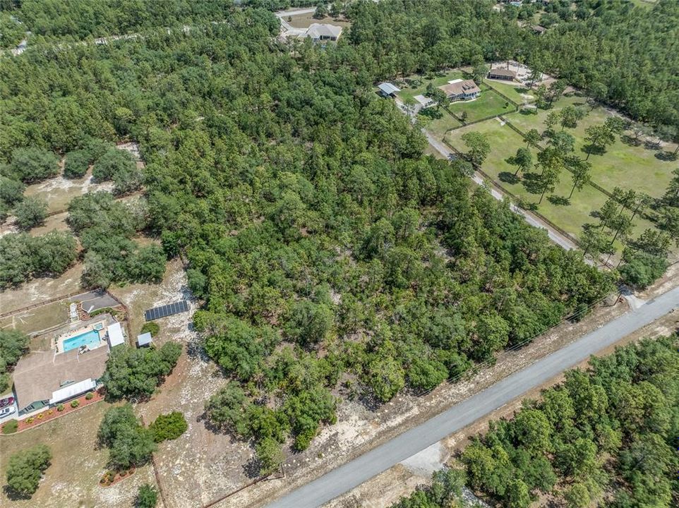 На продажу: $269,900 (5.51 acres)