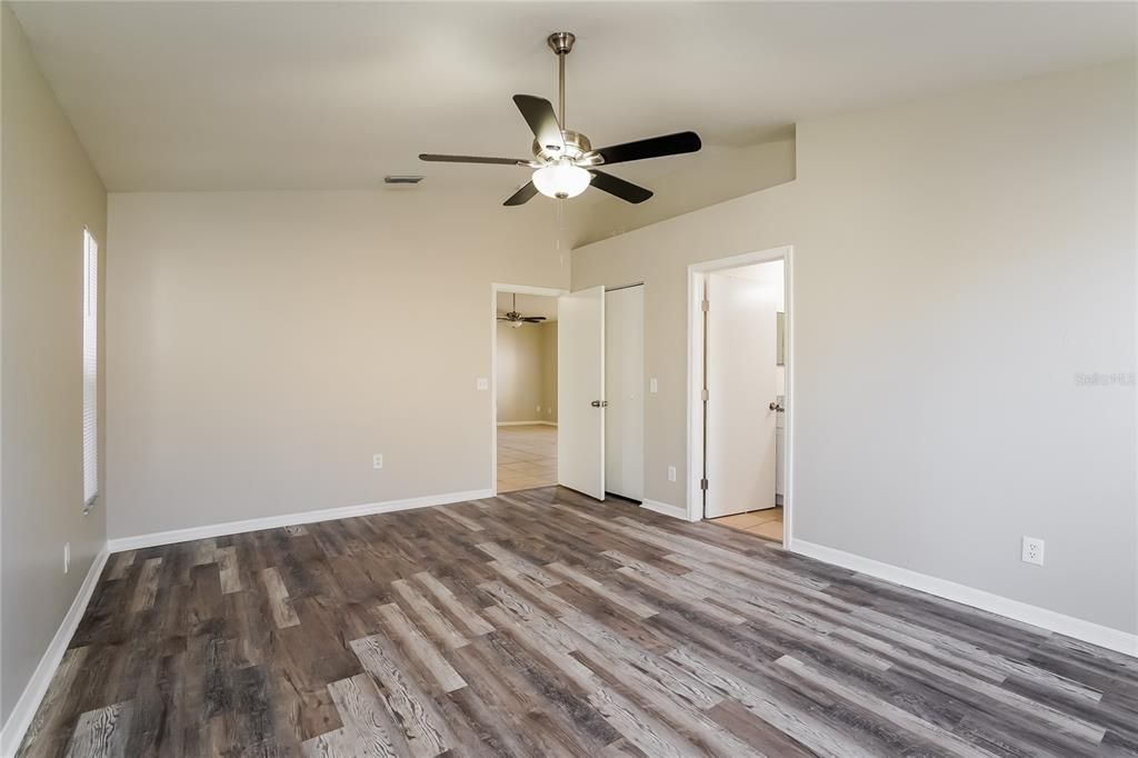 Recently Rented: $2,380 (3 beds, 2 baths, 1330 Square Feet)