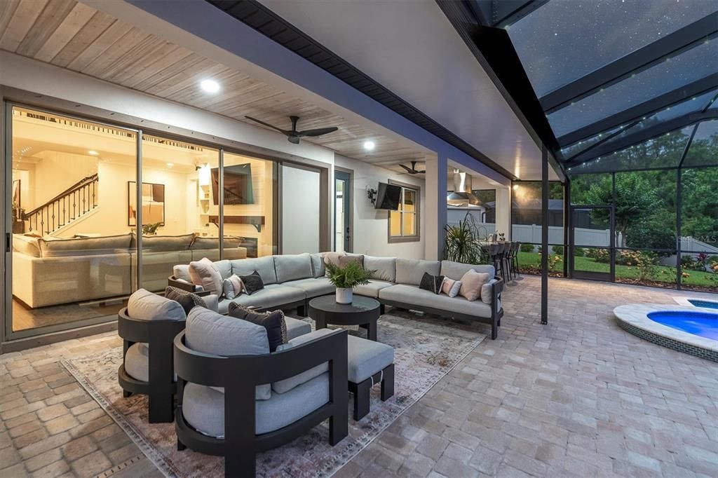 Recently Sold: $1,550,000 (4 beds, 4 baths, 4229 Square Feet)