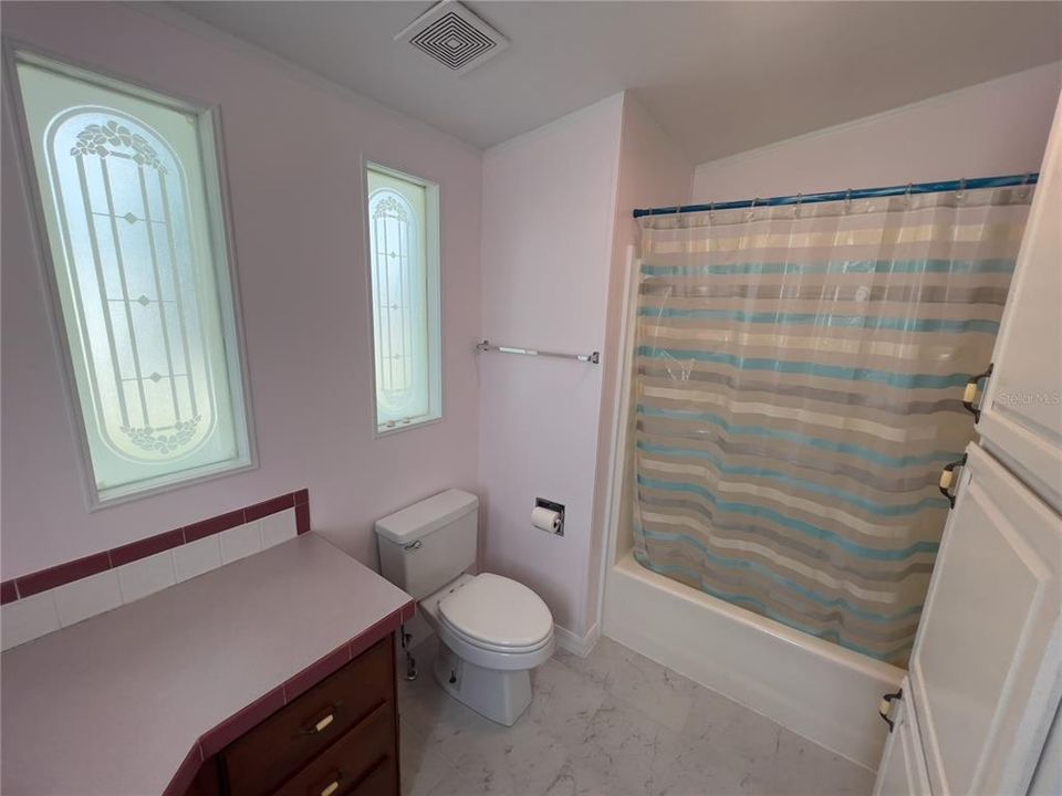待售: $200,000 (2 贝兹, 2 浴室, 1144 平方英尺)