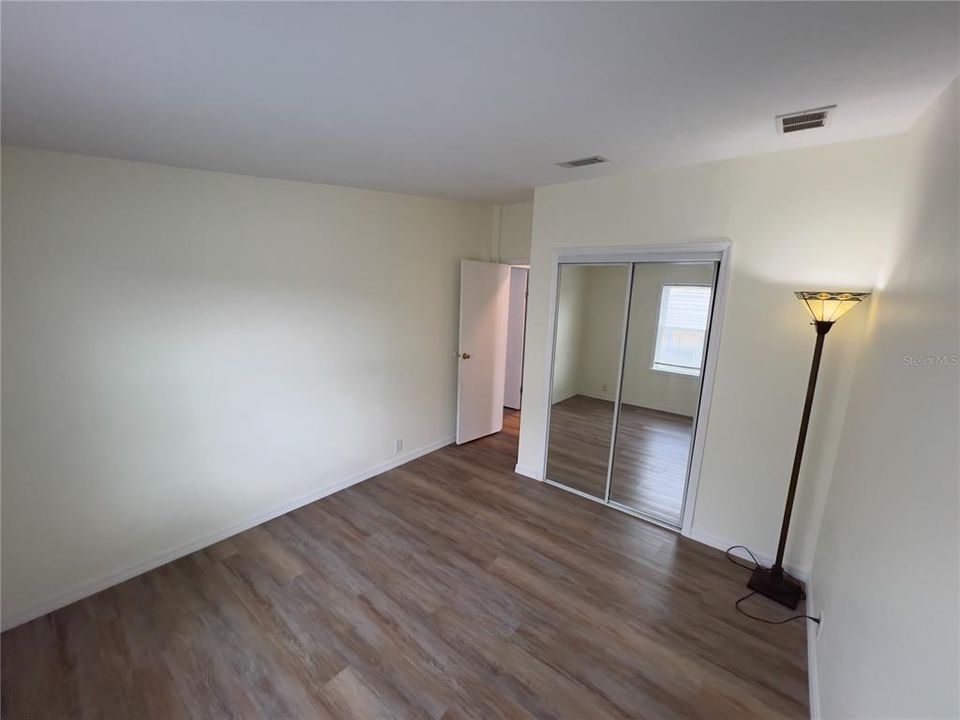 For Sale: $200,000 (2 beds, 2 baths, 1144 Square Feet)