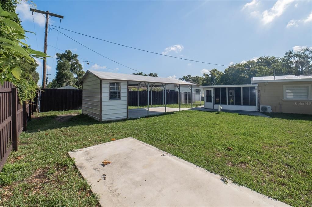 Active With Contract: $330,000 (3 beds, 2 baths, 1782 Square Feet)