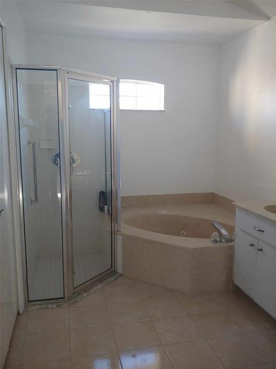 待售: $335,000 (2 贝兹, 2 浴室, 1500 平方英尺)