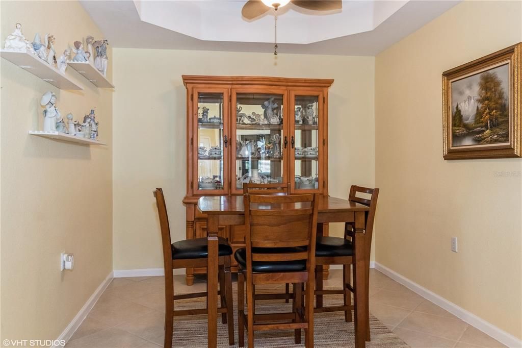 For Sale: $310,000 (2 beds, 2 baths, 1421 Square Feet)