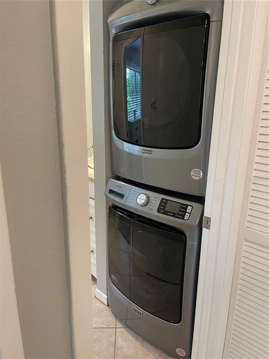Laundry inside full size machines
