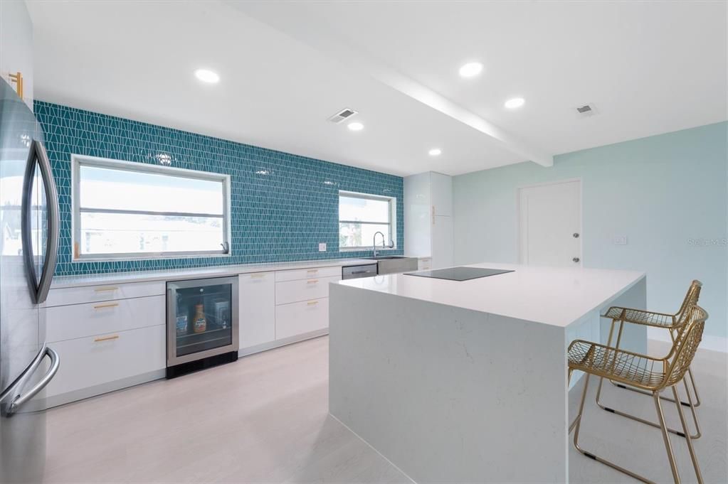 For Sale: $539,990 (2 beds, 2 baths, 1464 Square Feet)