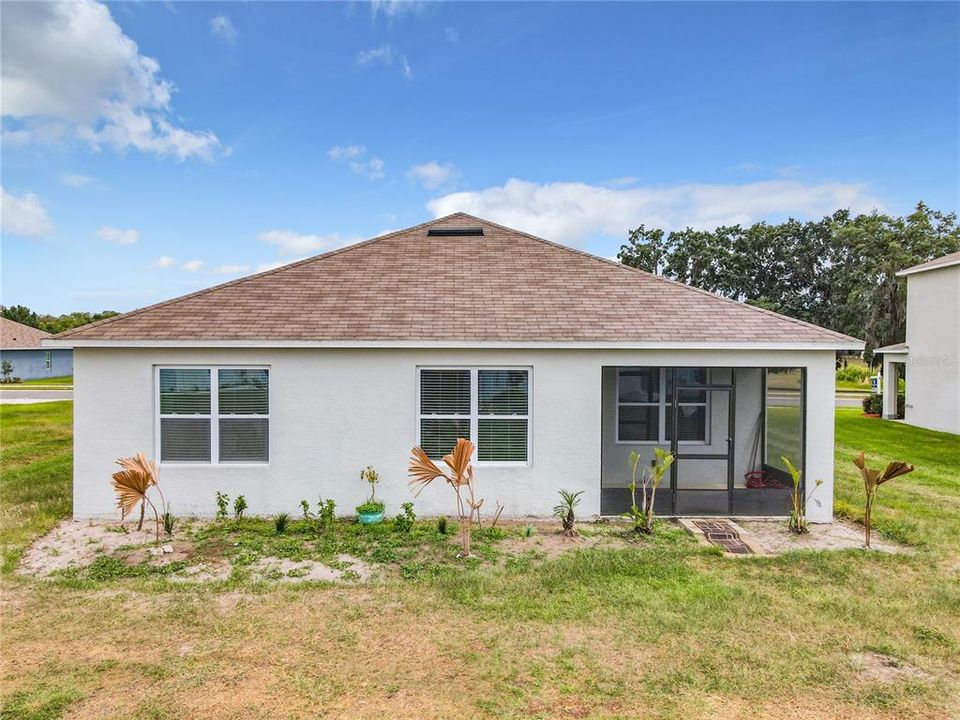 For Sale: $299,990 (3 beds, 2 baths, 1697 Square Feet)