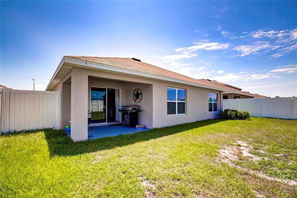 Active With Contract: $2,375 (4 beds, 2 baths, 1812 Square Feet)