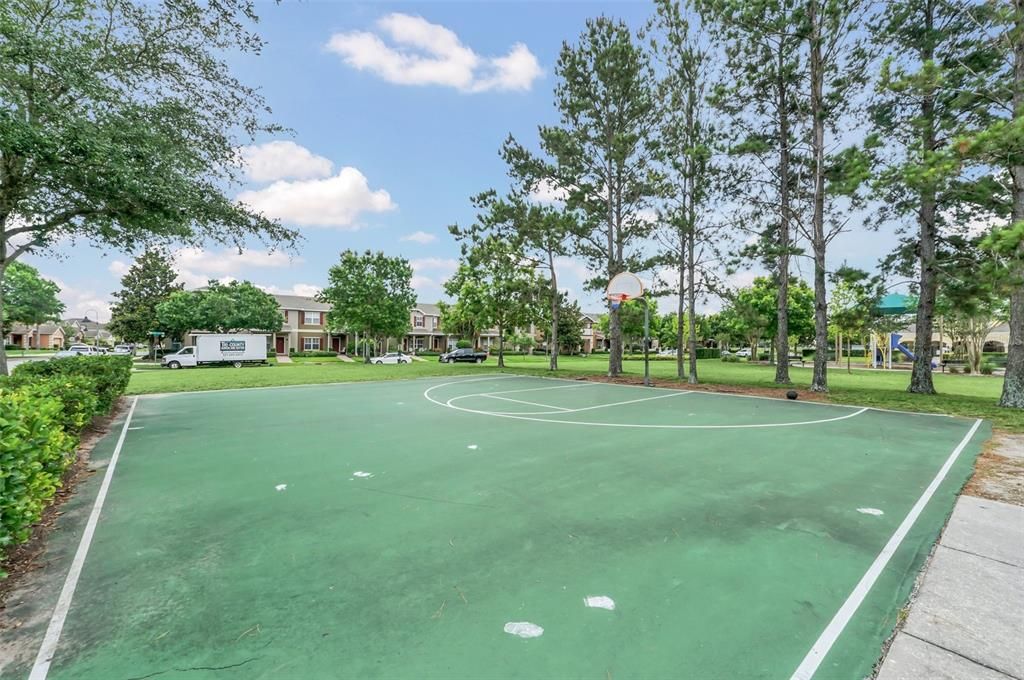 Community Park / Basketball Court