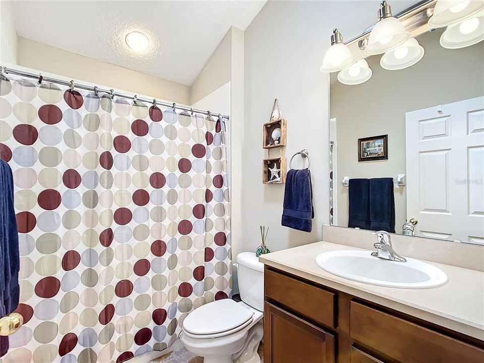 For Sale: $375,687 (3 beds, 2 baths, 1697 Square Feet)