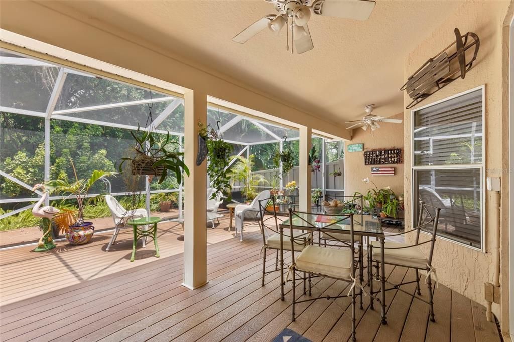 Recently Sold: $650,000 (3 beds, 2 baths, 1940 Square Feet)