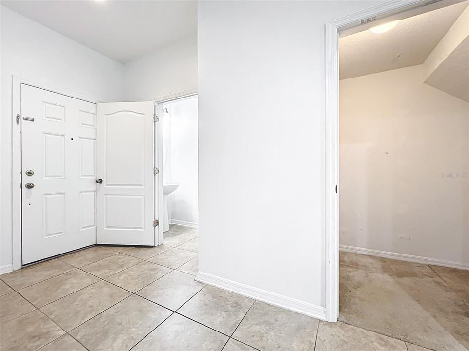 For Sale: $325,000 (3 beds, 2 baths, 1498 Square Feet)