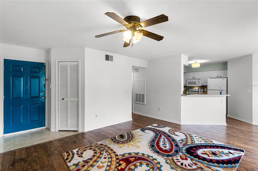 For Sale: $247,000 (3 beds, 2 baths, 1263 Square Feet)