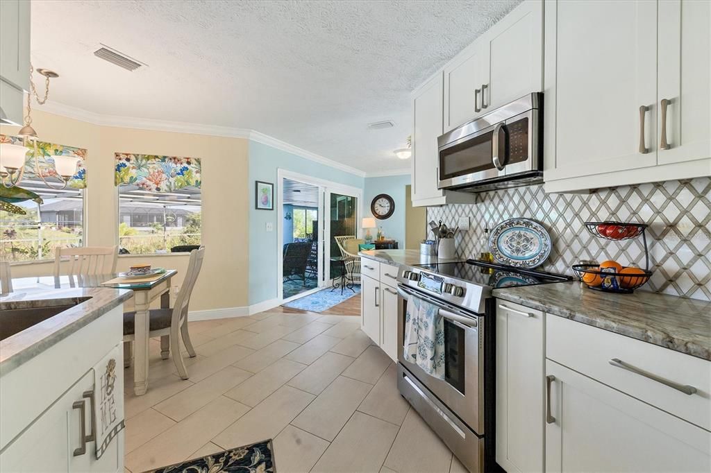 For Sale: $649,900 (3 beds, 2 baths, 1504 Square Feet)