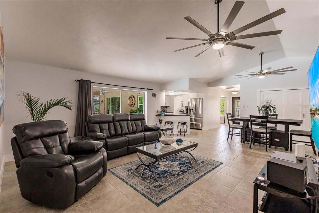 Active With Contract: $715,000 (3 beds, 2 baths, 1845 Square Feet)