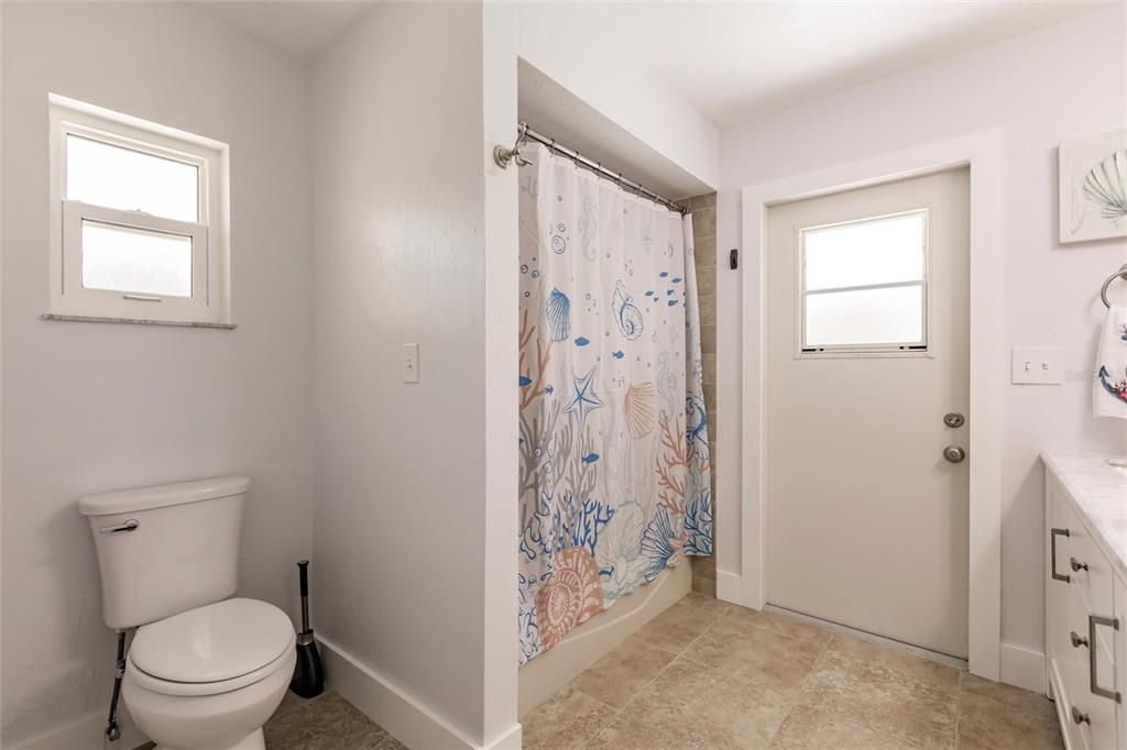 Active With Contract: $715,000 (3 beds, 2 baths, 1845 Square Feet)