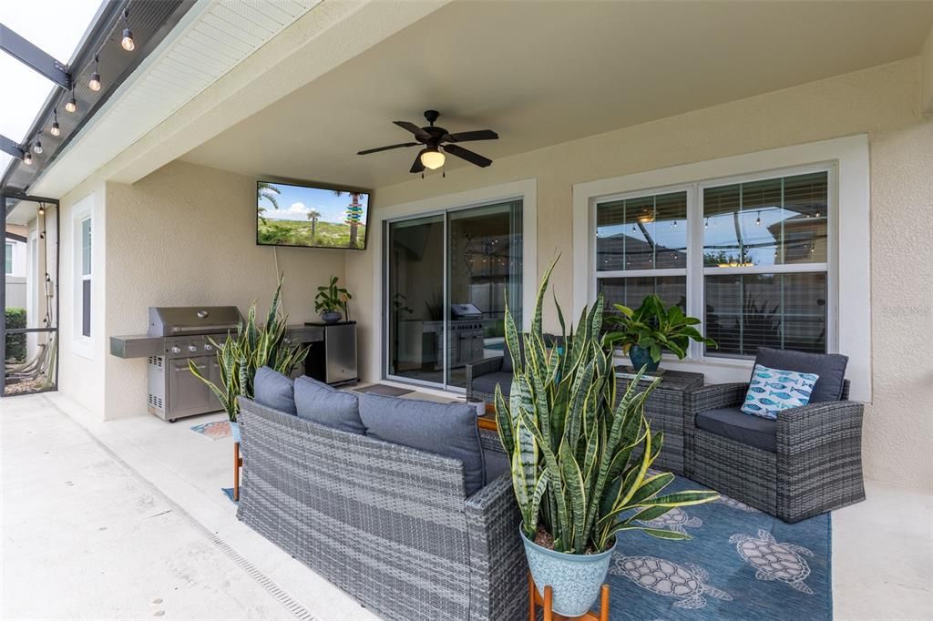 Active With Contract: $589,900 (4 beds, 3 baths, 2583 Square Feet)