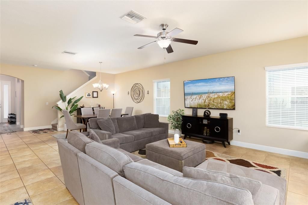 Active With Contract: $589,900 (4 beds, 3 baths, 2583 Square Feet)