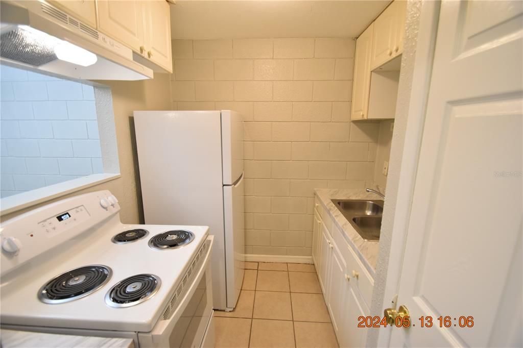 For Rent: $1,195 (2 beds, 1 baths, 1541 Square Feet)