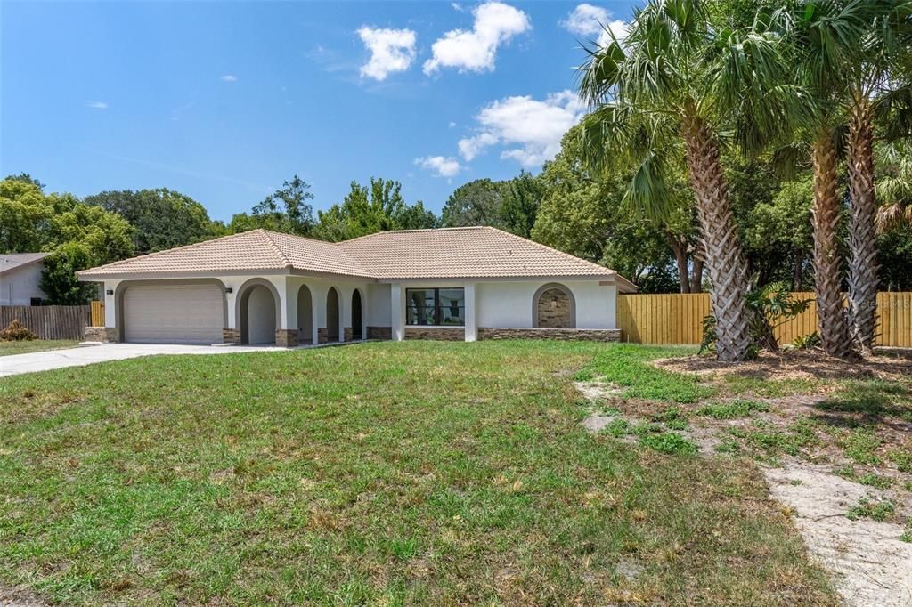 Active With Contract: $459,000 (4 beds, 2 baths, 1990 Square Feet)