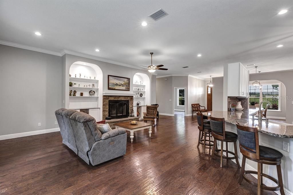 Active With Contract: $675,000 (4 beds, 3 baths, 2726 Square Feet)
