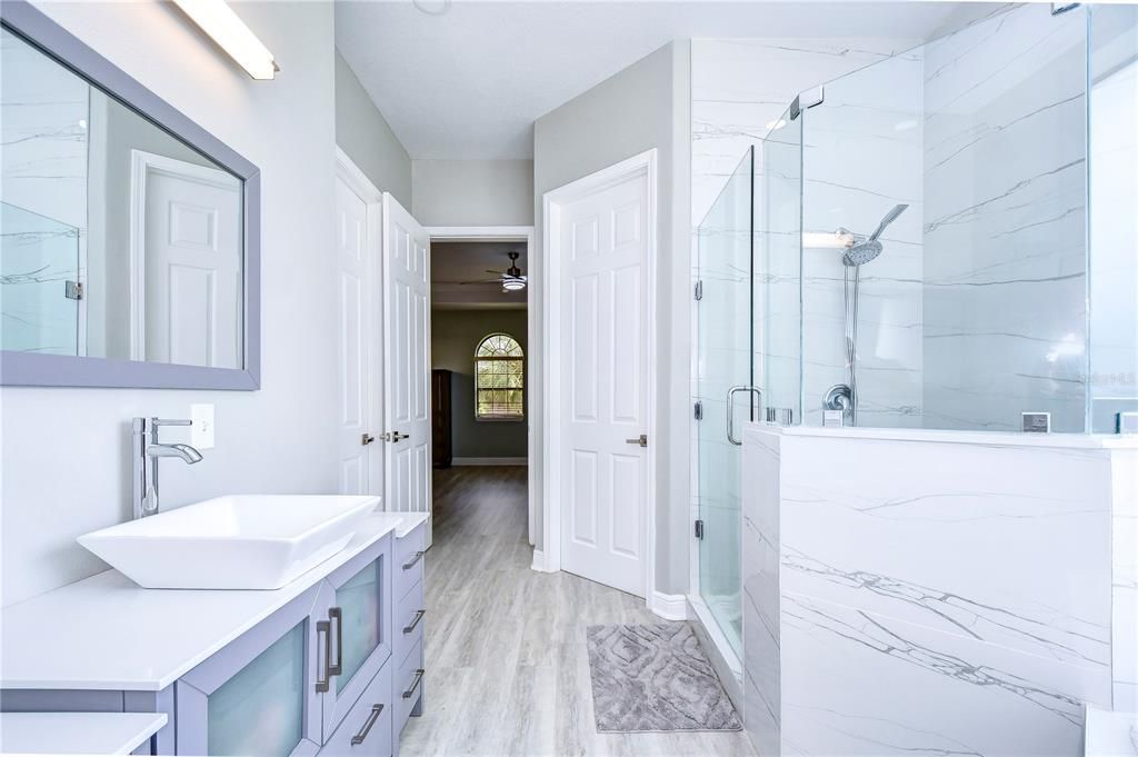 En-suite with HUGE walk-in closet!