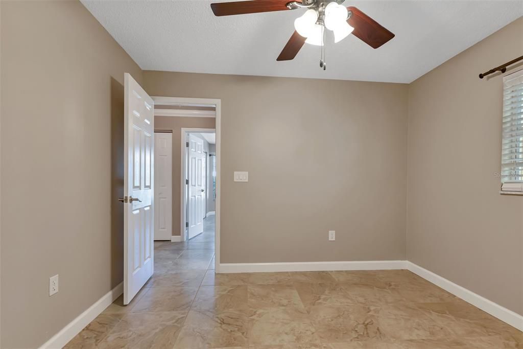 Active With Contract: $349,900 (3 beds, 2 baths, 1674 Square Feet)