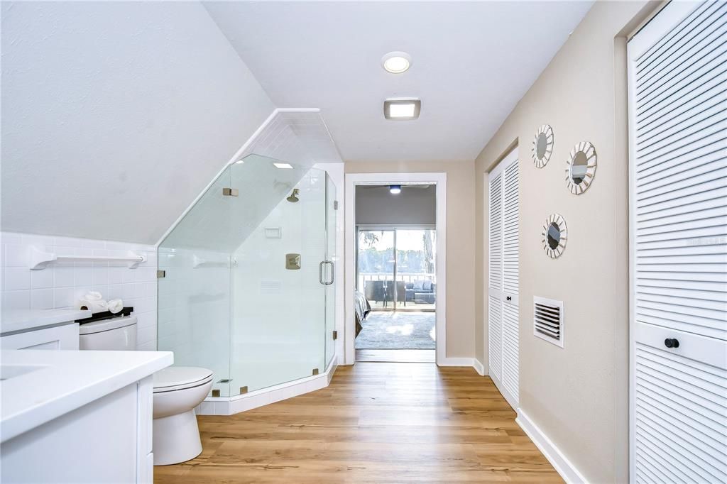 For Sale: $559,500 (2 beds, 2 baths, 1664 Square Feet)