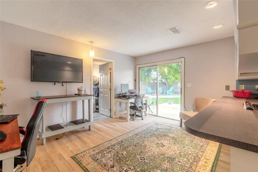 Active With Contract: $345,000 (3 beds, 2 baths, 1978 Square Feet)