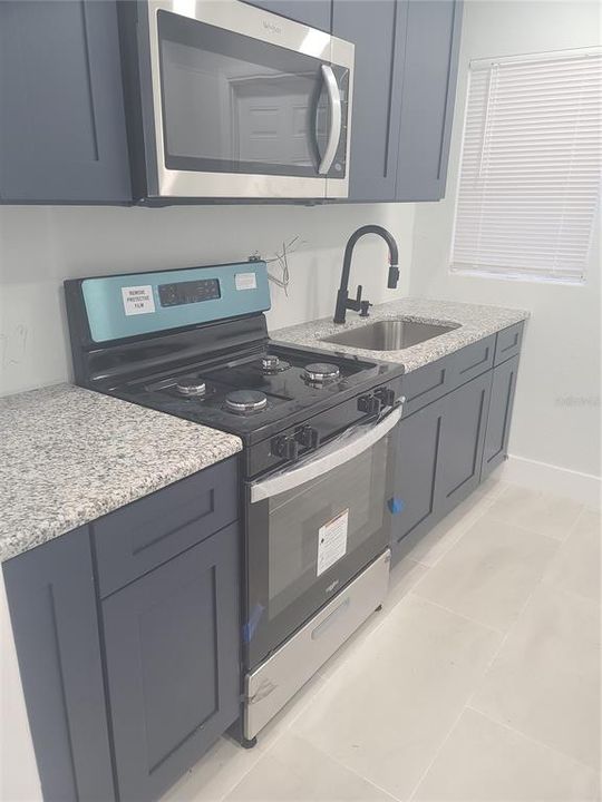 Recently Rented: $1,500 (2 beds, 1 baths, 1182 Square Feet)