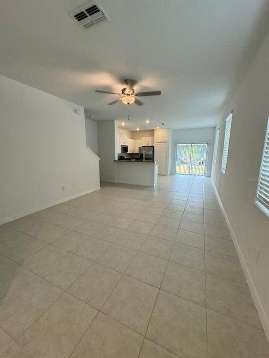 Recently Rented: $1,995 (2 beds, 2 baths, 1541 Square Feet)