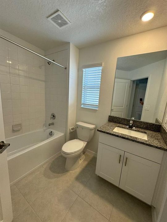 Recently Rented: $1,995 (2 beds, 2 baths, 1541 Square Feet)